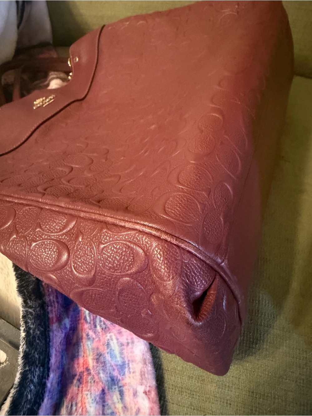 Coach Burgundy Lexy Shoulder Bag With Debossed C Logos (F48338) - Picture 5 of 15